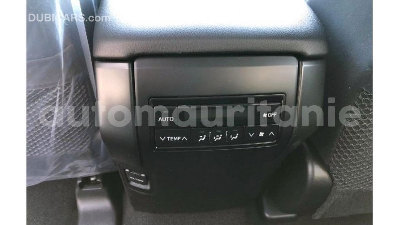 Big with watermark toyota prado adrar import dubai 3046