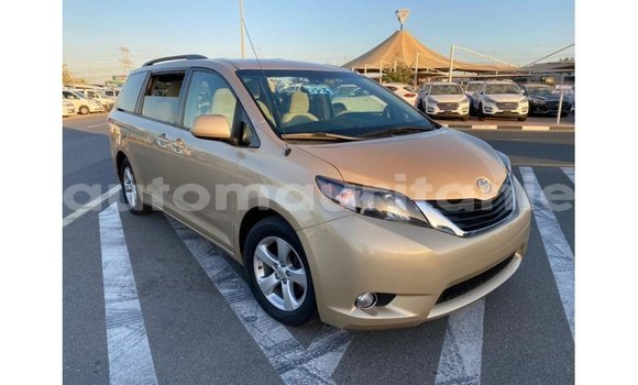 Buy Import Toyota Sienna Other Car in Import - Dubai in Adrar Buy Import Toyota Sienna Other Car in Import - Dubai in Adrar