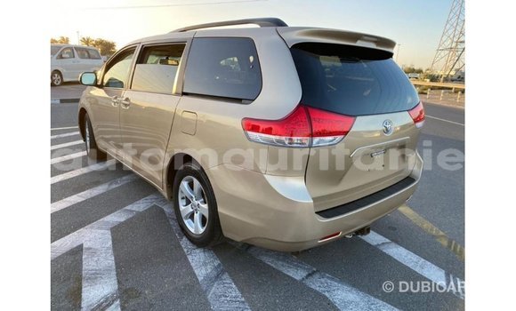 Buy Import Toyota Sienna Other Car in Import - Dubai in Adrar Buy Import Toyota Sienna Other Car in Import - Dubai in Adrar
