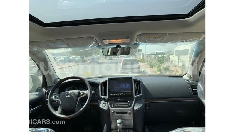 Big with watermark toyota land cruiser adrar import dubai 3056