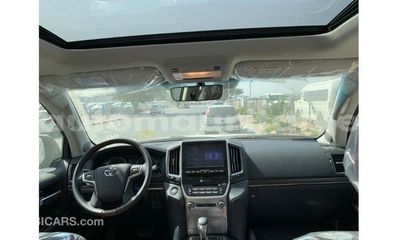 Acheter Import Voiture Toyota Land Cruiser Noir à Import - Dubai, Adrar Acheter Import Voiture Toyota Land Cruiser Noir à Import - Dubai, Adrar