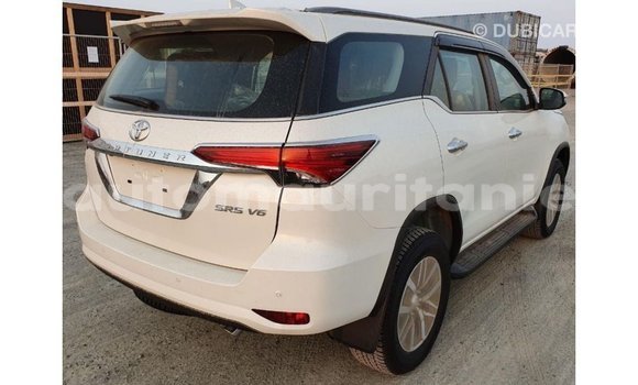 Buy Import Toyota Fortuner White Car in Import - Dubai in Adrar Buy Import Toyota Fortuner White Car in Import - Dubai in Adrar