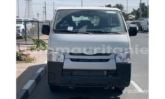 Buy Import Toyota Hiace White Car in Import - Dubai in Adrar Buy Import Toyota Hiace White Car in Import - Dubai in Adrar