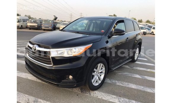 Acheter Import Voiture Toyota Highlander Noir à Import - Dubai, Adrar Acheter Import Voiture Toyota Highlander Noir à Import - Dubai, Adrar