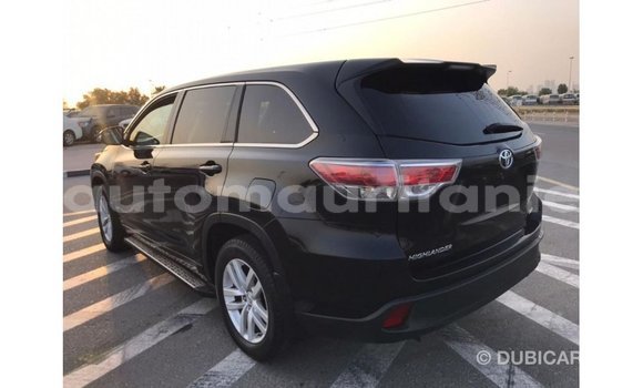 Acheter Import Voiture Toyota Highlander Noir à Import - Dubai, Adrar Acheter Import Voiture Toyota Highlander Noir à Import - Dubai, Adrar