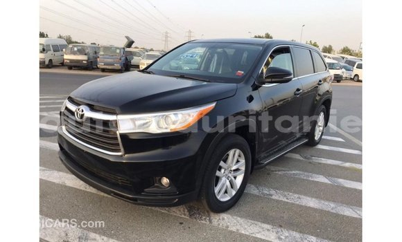 Acheter Import Voiture Toyota Highlander Noir à Import - Dubai, Adrar Acheter Import Voiture Toyota Highlander Noir à Import - Dubai, Adrar