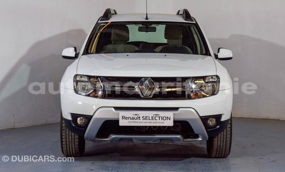 Acheter Import Voiture Renault Duster Blanc à Import - Dubai, Adrar Acheter Import Voiture Renault Duster Blanc à Import - Dubai, Adrar