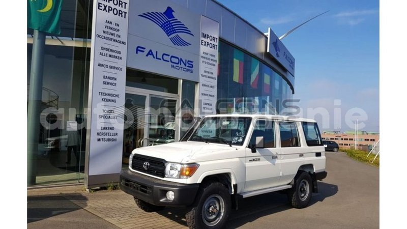 Big with watermark toyota land cruiser adrar import dubai 3078