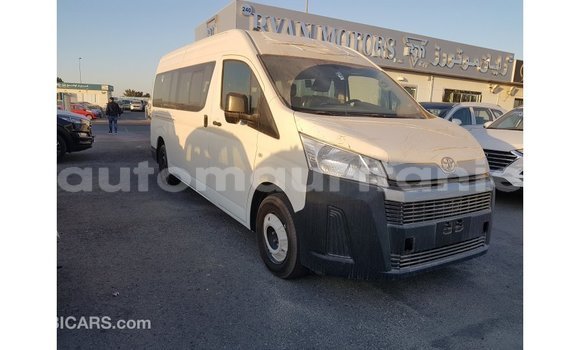 Acheter Import Voiture Toyota Hiace Blanc à Import - Dubai, Adrar Acheter Import Voiture Toyota Hiace Blanc à Import - Dubai, Adrar