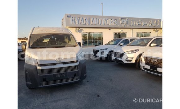 Acheter Import Voiture Toyota Hiace Blanc à Import - Dubai, Adrar Acheter Import Voiture Toyota Hiace Blanc à Import - Dubai, Adrar