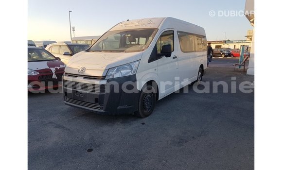 Acheter Import Voiture Toyota Hiace Blanc à Import - Dubai, Adrar Acheter Import Voiture Toyota Hiace Blanc à Import - Dubai, Adrar