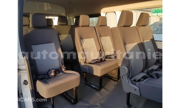 Acheter Import Voiture Toyota Hiace Blanc à Import - Dubai, Adrar Acheter Import Voiture Toyota Hiace Blanc à Import - Dubai, Adrar