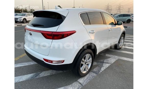 Acheter Import Voiture Kia Sportage Blanc à Import - Dubai, Adrar Acheter Import Voiture Kia Sportage Blanc à Import - Dubai, Adrar