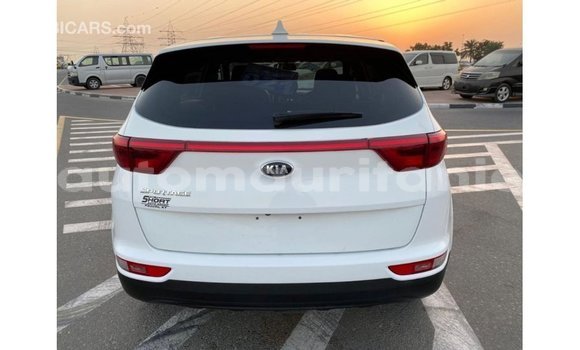 Acheter Import Voiture Kia Sportage Blanc à Import - Dubai, Adrar Acheter Import Voiture Kia Sportage Blanc à Import - Dubai, Adrar