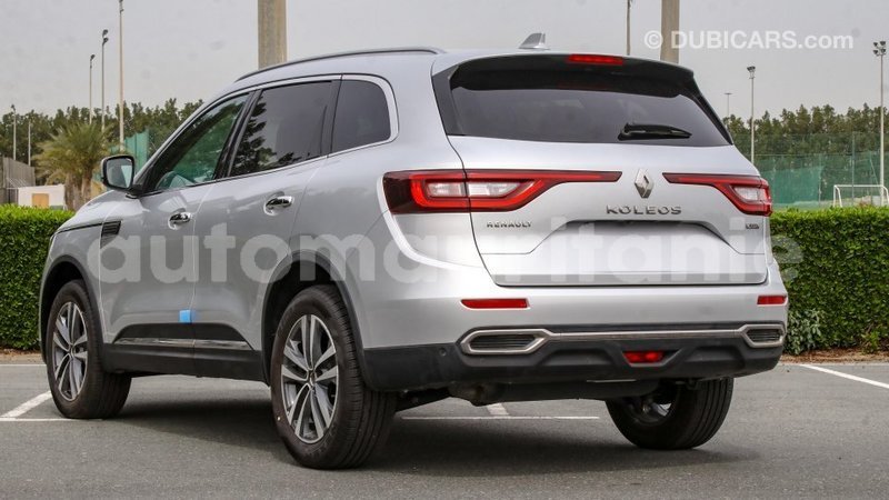 Big with watermark renault koleos adrar import dubai 3105
