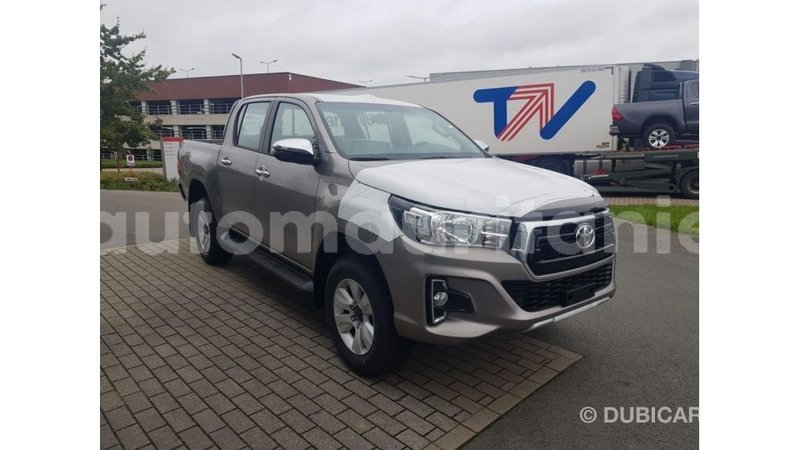 Big with watermark toyota hilux adrar import dubai 3108