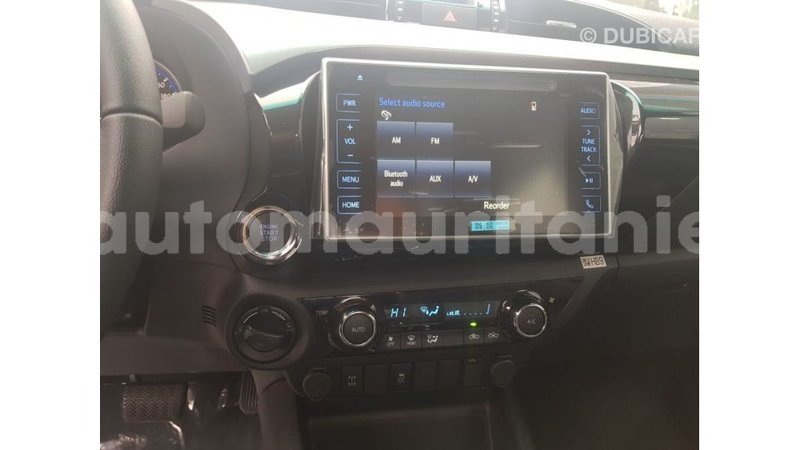 Big with watermark toyota hilux adrar import dubai 3108