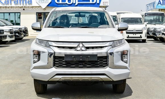 Acheter Import Voiture Mitsubishi L200 Blanc à Import - Dubai, Adrar Acheter Import Voiture Mitsubishi L200 Blanc à Import - Dubai, Adrar
