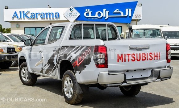 Acheter Import Voiture Mitsubishi L200 Blanc à Import - Dubai, Adrar Acheter Import Voiture Mitsubishi L200 Blanc à Import - Dubai, Adrar