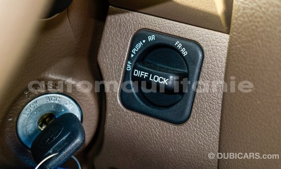 Acheter Import Voiture Toyota Land Cruiser Beige à Import - Dubai, Adrar Acheter Import Voiture Toyota Land Cruiser Beige à Import - Dubai, Adrar