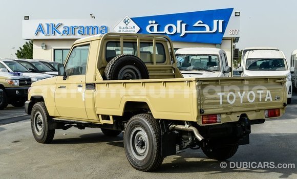Acheter Import Voiture Toyota Land Cruiser Beige à Import - Dubai, Adrar Acheter Import Voiture Toyota Land Cruiser Beige à Import - Dubai, Adrar