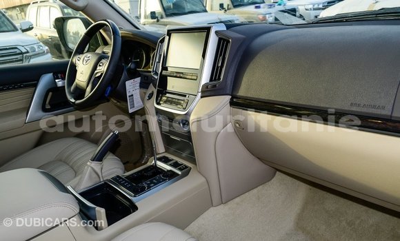 Acheter Import Voiture Toyota Land Cruiser Noir à Import - Dubai, Adrar Acheter Import Voiture Toyota Land Cruiser Noir à Import - Dubai, Adrar