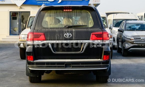 Acheter Import Voiture Toyota Land Cruiser Noir à Import - Dubai, Adrar Acheter Import Voiture Toyota Land Cruiser Noir à Import - Dubai, Adrar
