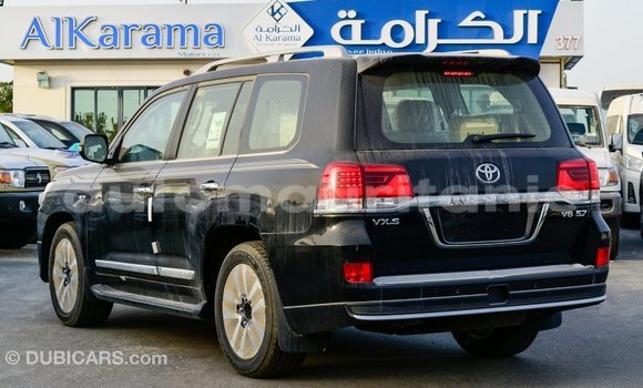 Acheter Import Voiture Toyota Land Cruiser Noir à Import - Dubai, Adrar Acheter Import Voiture Toyota Land Cruiser Noir à Import - Dubai, Adrar