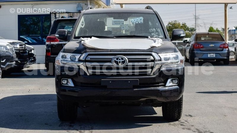 Big with watermark toyota land cruiser adrar import dubai 3117