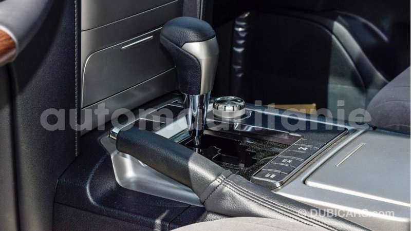 Big with watermark toyota land cruiser adrar import dubai 3117