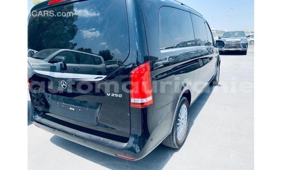 Buy Import Mercedes-Benz 250 Black Car in Import - Dubai in Adrar Buy Import Mercedes-Benz 250 Black Car in Import - Dubai in Adrar