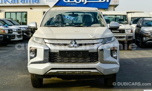 Acheter Import Voiture Mitsubishi L200 Blanc à Import - Dubai, Adrar Acheter Import Voiture Mitsubishi L200 Blanc à Import - Dubai, Adrar