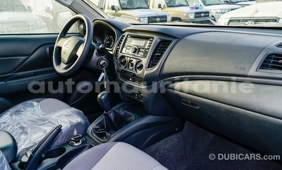 Acheter Import Voiture Mitsubishi L200 Blanc à Import - Dubai, Adrar Acheter Import Voiture Mitsubishi L200 Blanc à Import - Dubai, Adrar