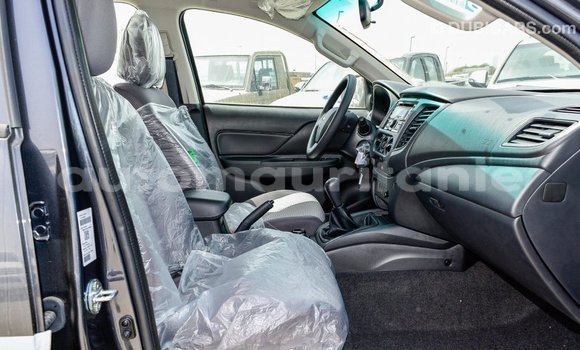 Acheter Import Voiture Mitsubishi L200 Autre à Import - Dubai, Adrar Acheter Import Voiture Mitsubishi L200 Autre à Import - Dubai, Adrar