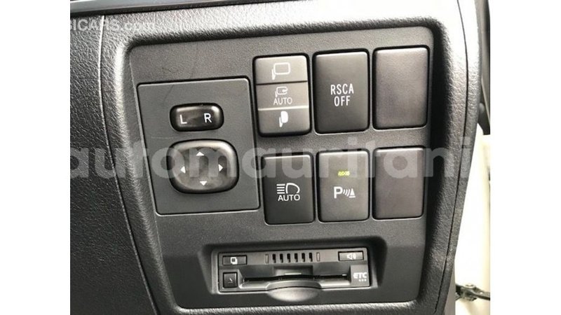 Big with watermark toyota land cruiser adrar import dubai 3130