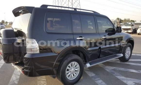 Acheter Import Voiture Mitsubishi Pajero Noir à Import - Dubai, Adrar Acheter Import Voiture Mitsubishi Pajero Noir à Import - Dubai, Adrar