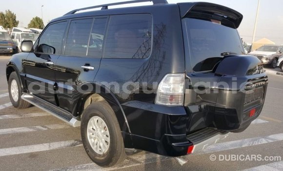 Acheter Import Voiture Mitsubishi Pajero Noir à Import - Dubai, Adrar Acheter Import Voiture Mitsubishi Pajero Noir à Import - Dubai, Adrar