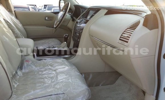 Acheter Import Voiture Nissan Patrol Blanc à Import - Dubai, Adrar Acheter Import Voiture Nissan Patrol Blanc à Import - Dubai, Adrar