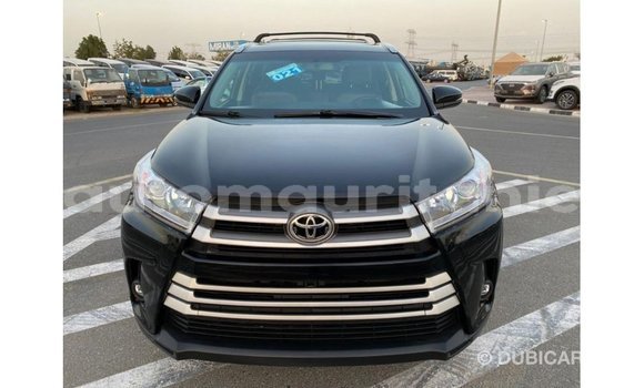 Acheter Import Voiture Toyota Highlander Noir à Import - Dubai, Adrar Acheter Import Voiture Toyota Highlander Noir à Import - Dubai, Adrar