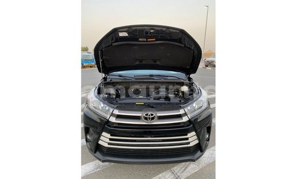 Acheter Import Voiture Toyota Highlander Noir à Import - Dubai, Adrar Acheter Import Voiture Toyota Highlander Noir à Import - Dubai, Adrar