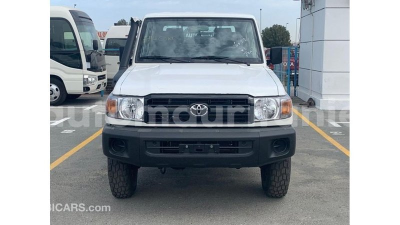 Big with watermark toyota land cruiser adrar import dubai 3145
