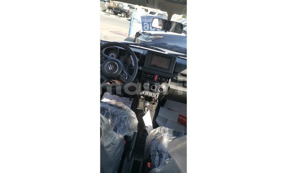 Buy Import Suzuki Jimny Green Car in Import - Dubai in Adrar Buy Import Suzuki Jimny Green Car in Import - Dubai in Adrar