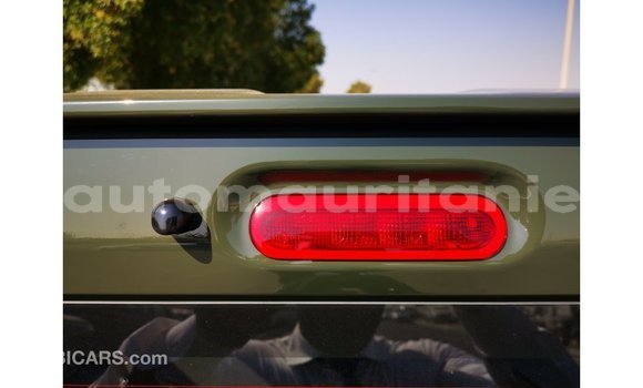 Buy Import Suzuki Jimny Green Car in Import - Dubai in Adrar Buy Import Suzuki Jimny Green Car in Import - Dubai in Adrar