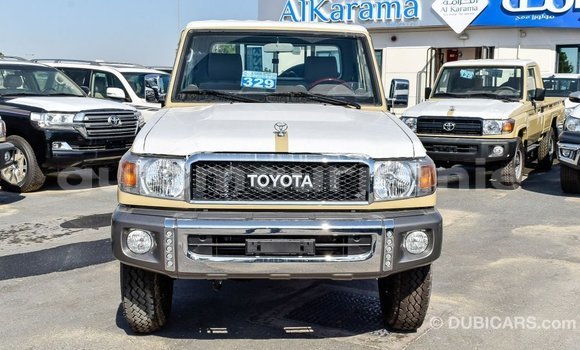 Acheter Import Voiture Toyota Land Cruiser Beige à Import - Dubai, Adrar Acheter Import Voiture Toyota Land Cruiser Beige à Import - Dubai, Adrar
