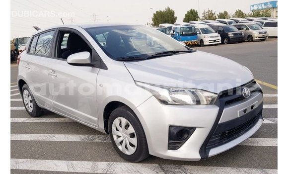 Acheter Import Voiture Toyota Yaris Autre à Import - Dubai, Adrar Acheter Import Voiture Toyota Yaris Autre à Import - Dubai, Adrar