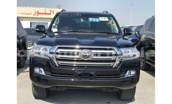 Acheter Import Voiture Toyota Land Cruiser Noir à Import - Dubai, Adrar Acheter Import Voiture Toyota Land Cruiser Noir à Import - Dubai, Adrar