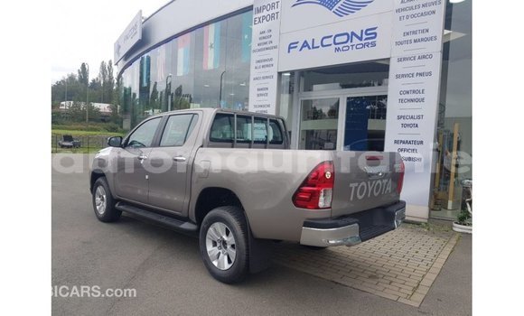 Buy Import Toyota Hilux Other Car in Import - Dubai in Adrar Buy Import Toyota Hilux Other Car in Import - Dubai in Adrar