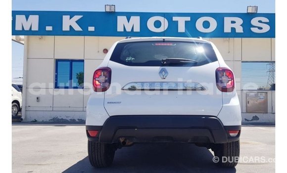 Acheter Import Voiture Renault 19 Blanc à Import - Dubai, Adrar Acheter Import Voiture Renault 19 Blanc à Import - Dubai, Adrar