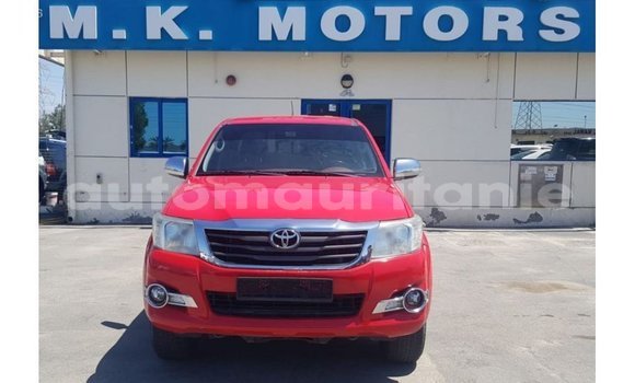 Acheter Import Voiture Toyota Hilux Rouge à Import - Dubai, Adrar Acheter Import Voiture Toyota Hilux Rouge à Import - Dubai, Adrar