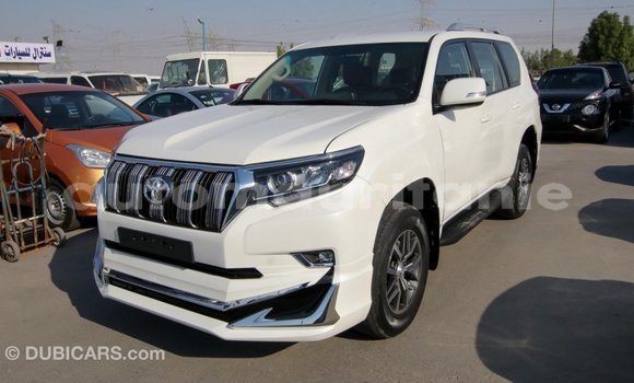 Acheter Import Voiture Toyota Prado Blanc à Import - Dubai, Adrar Acheter Import Voiture Toyota Prado Blanc à Import - Dubai, Adrar